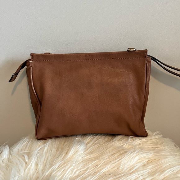 Guess Convertible Crossbody Wristlet Bag Brown - Picture 3 of 7